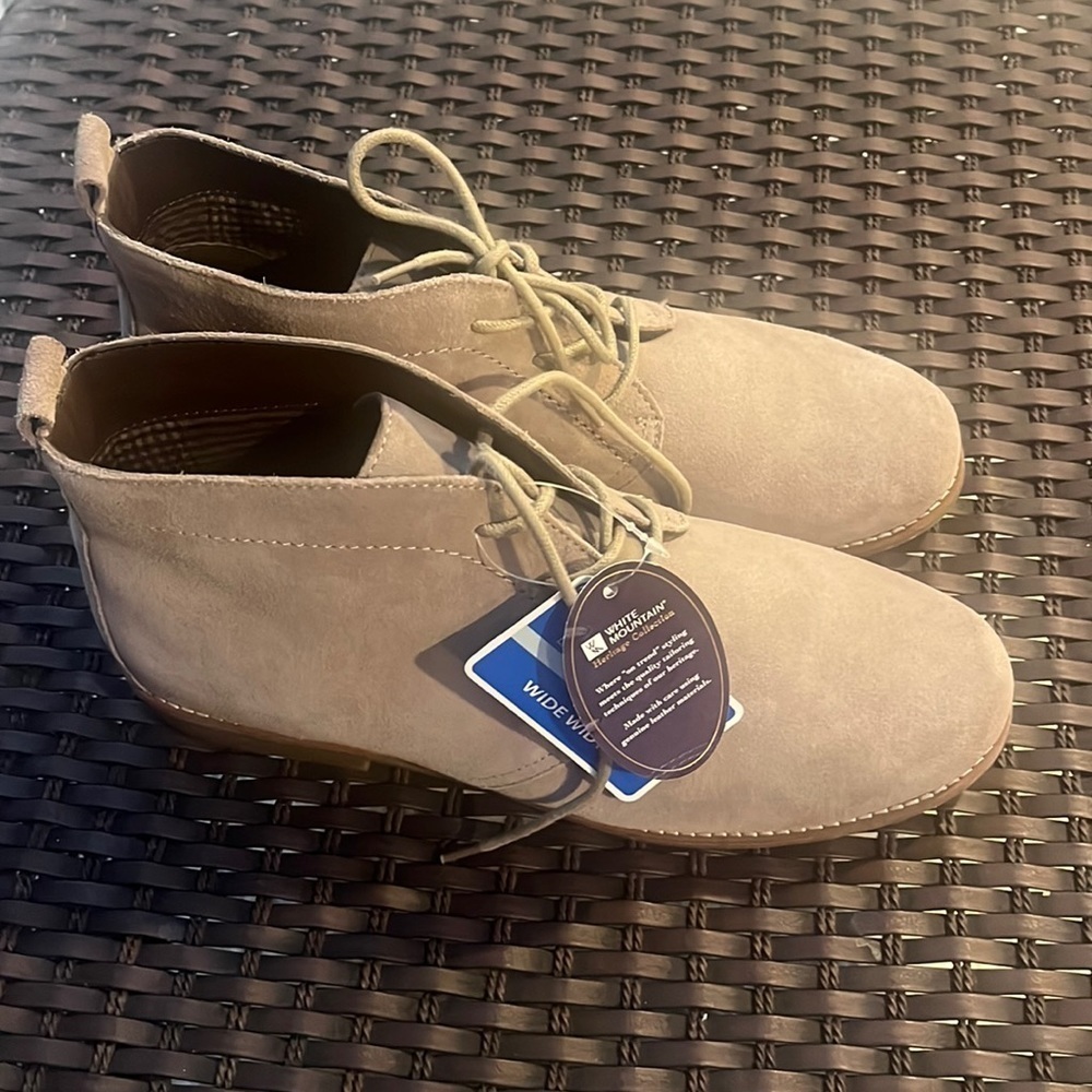 WHITE MOUNTAIN Women's Auburn Leather Boot 11 W nwt